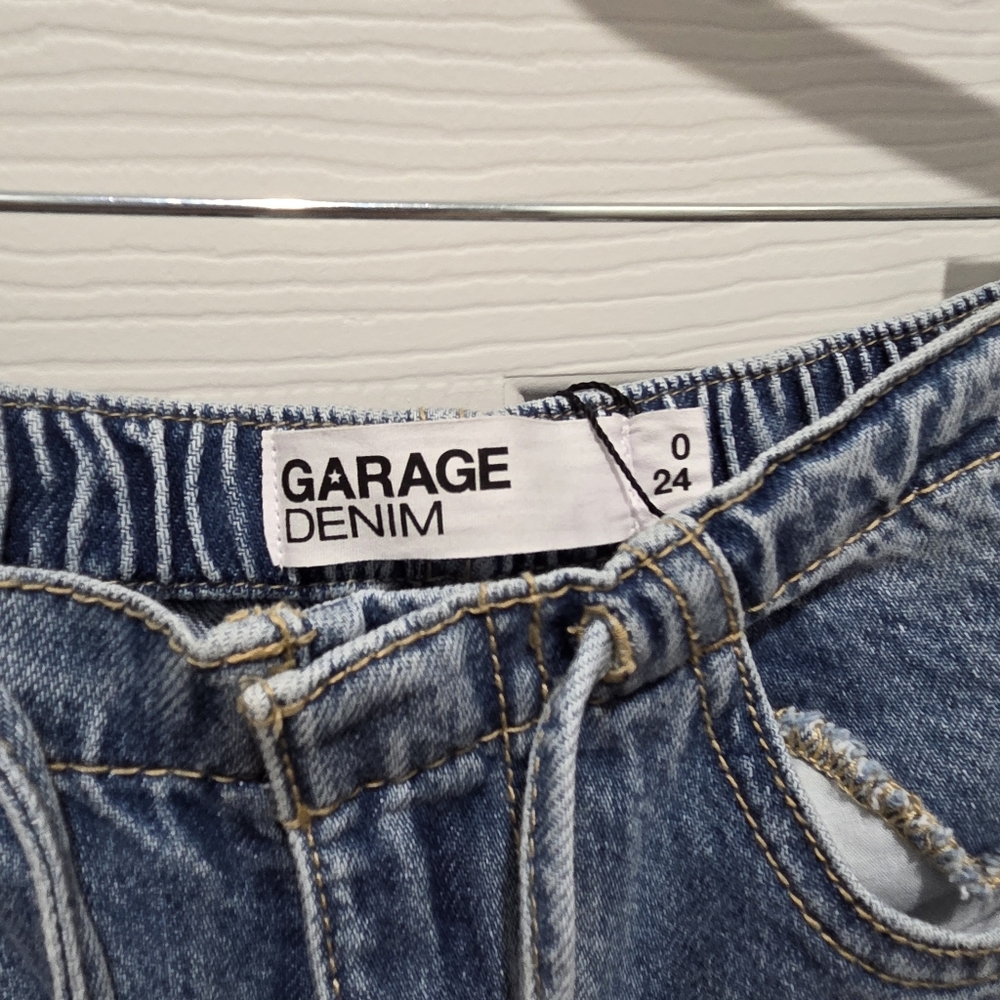NWT Garage Belted Low Rise Wide Leg Jeans - Picture 7 of 9